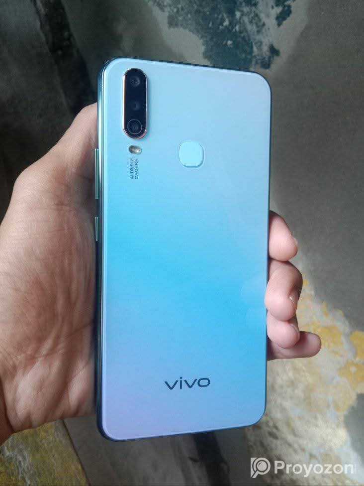 Vivo y17 8/256 with box sell post