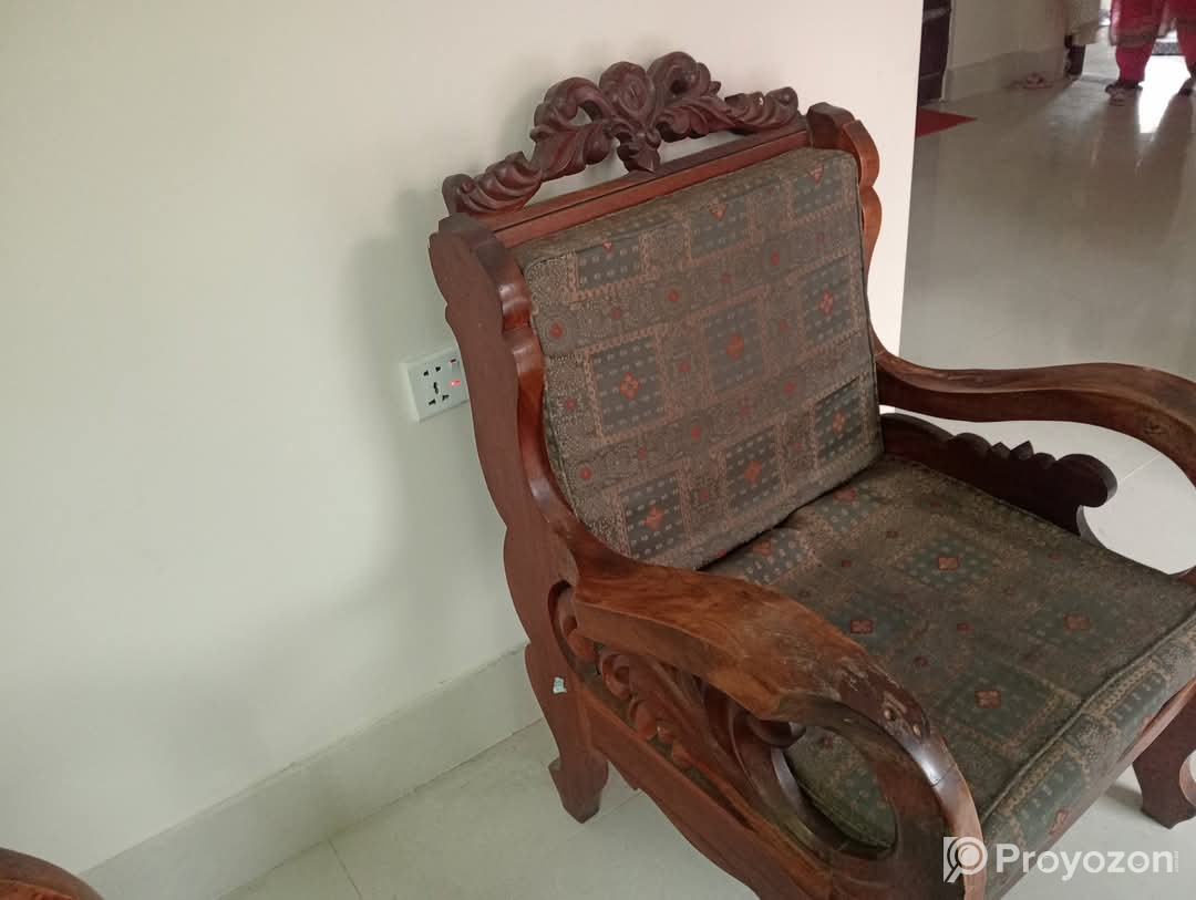 ৫ সিট সফা বিক্রি করা হবে