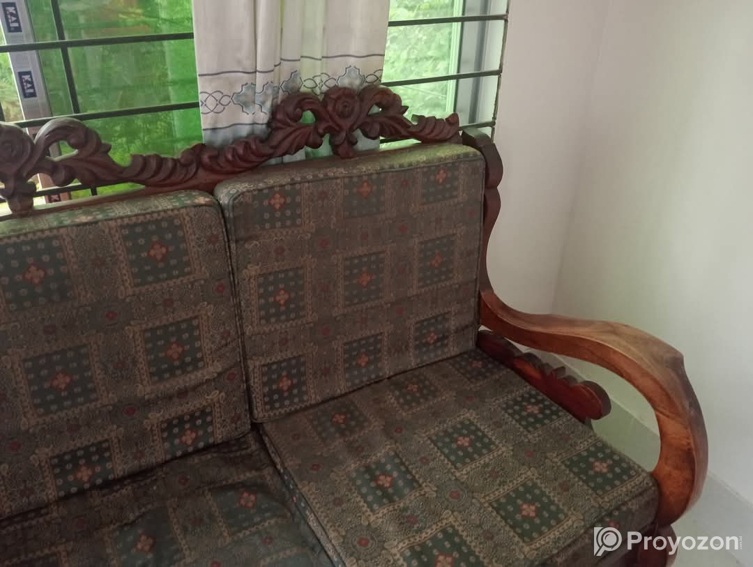 ৫ সিট সফা বিক্রি করা হবে