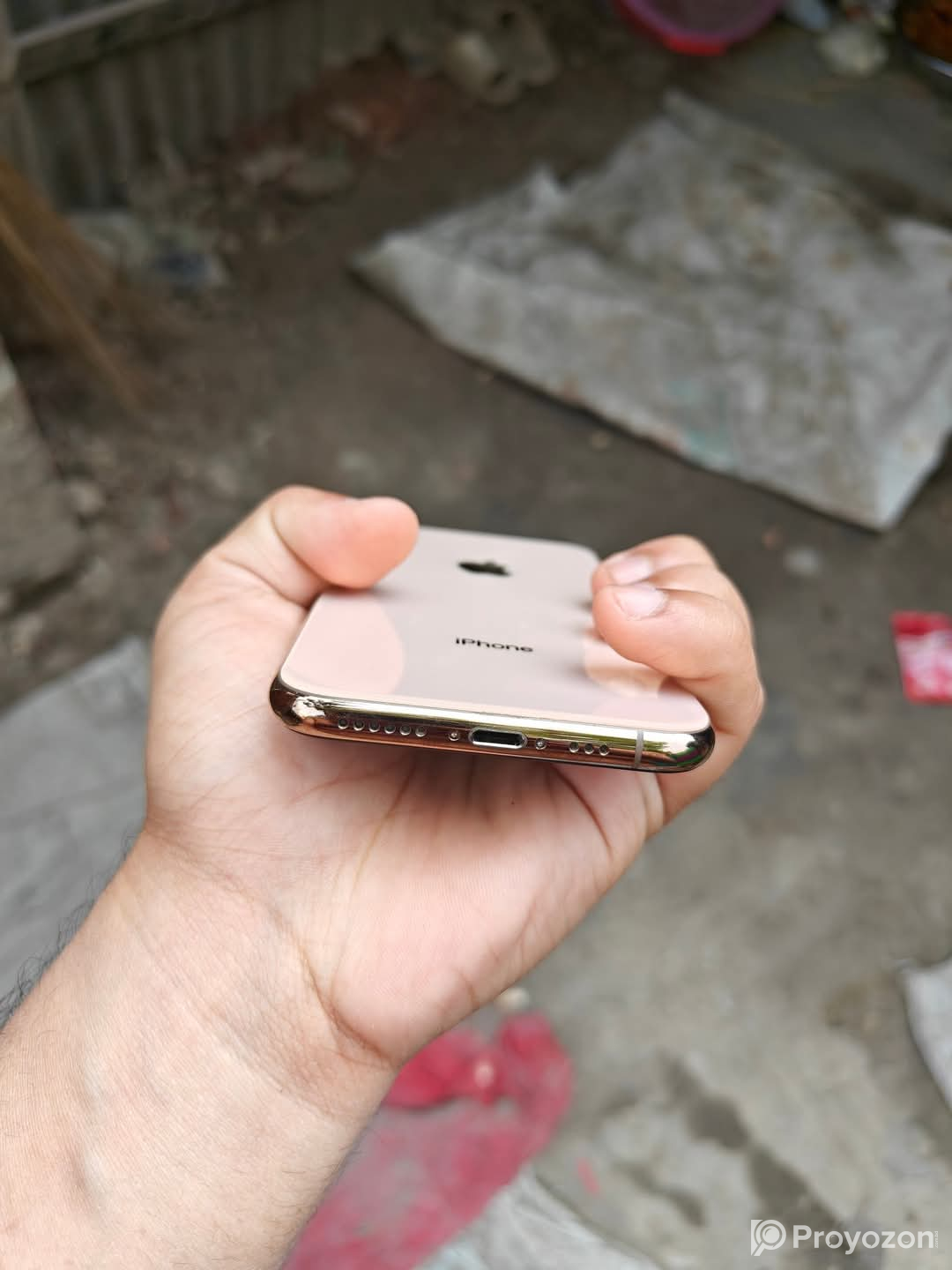 একটি ইPhone Xs বিক্রি হবে
