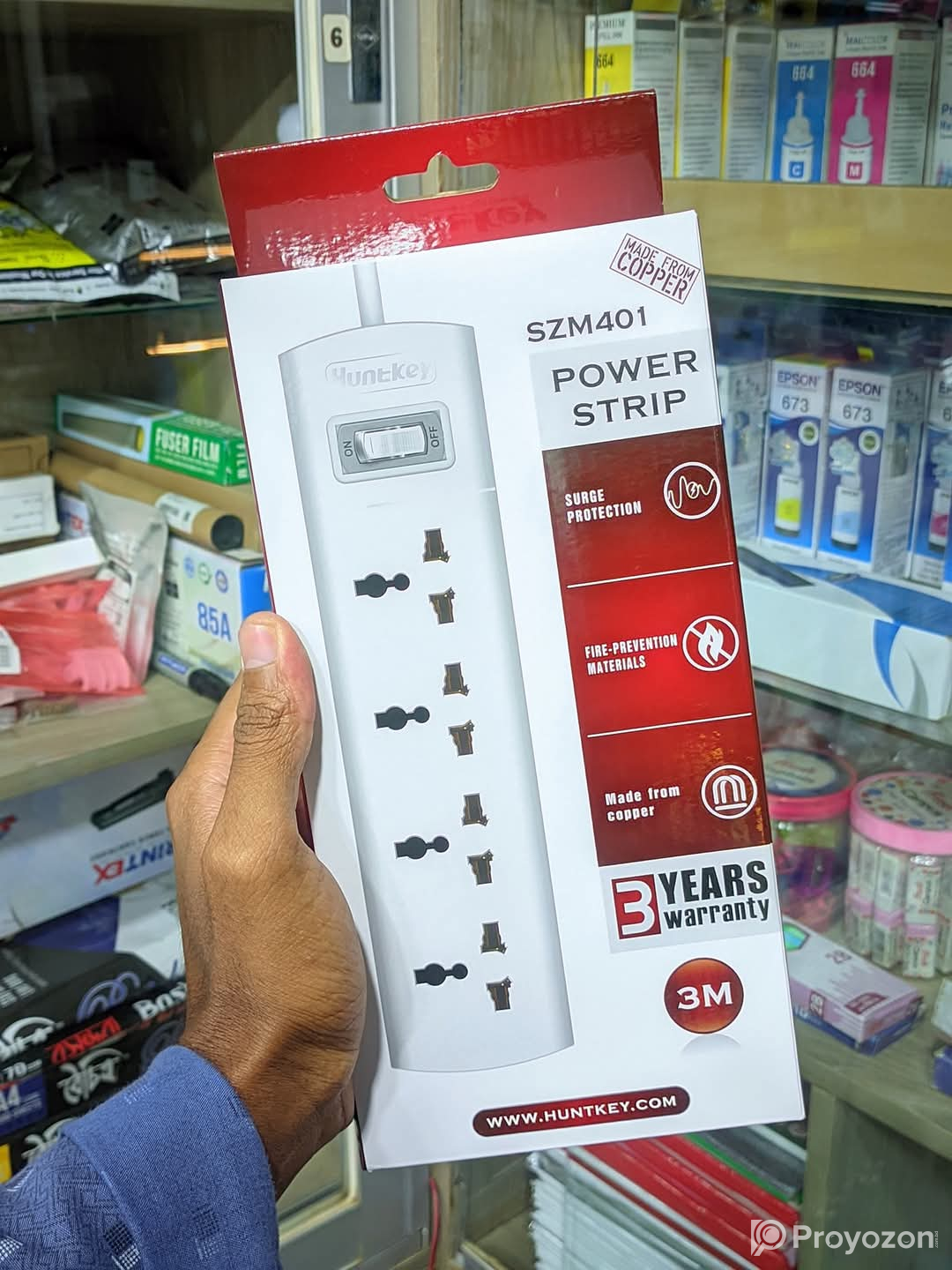 Huntkey SZM401 Power Strip