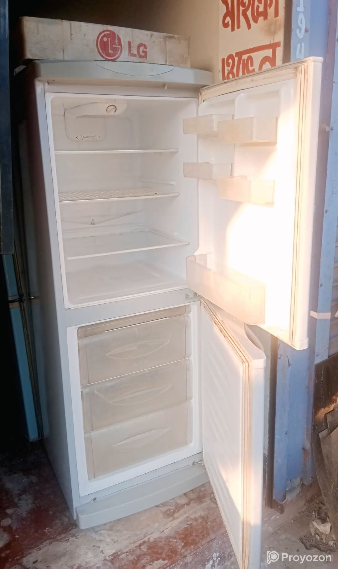 বিক্রি হবে LG ফ্রিজ