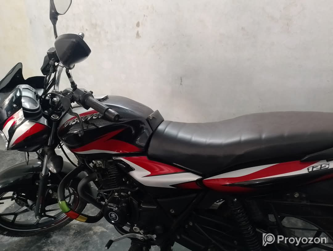 বাইক কর্নারে চলছে ঈদ অফার