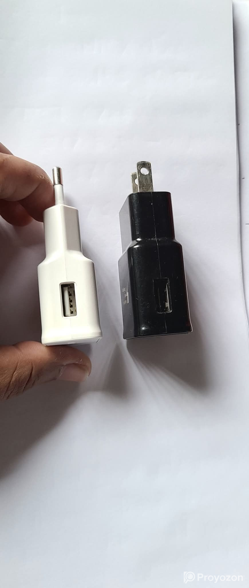 samsung এর দুইটা অরজিনাল এডাপ্টার বিক্রি হবে