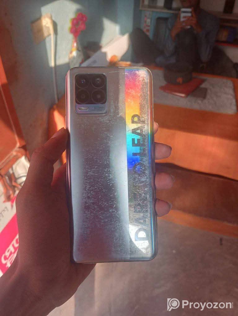 realme 8 for sell