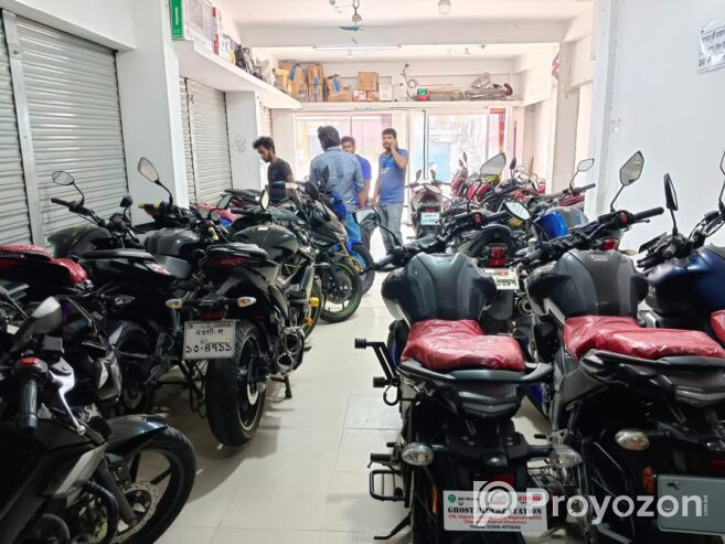 ঈদ উপলক্ষে সরুমে চলছে বিশাল ধামাকা