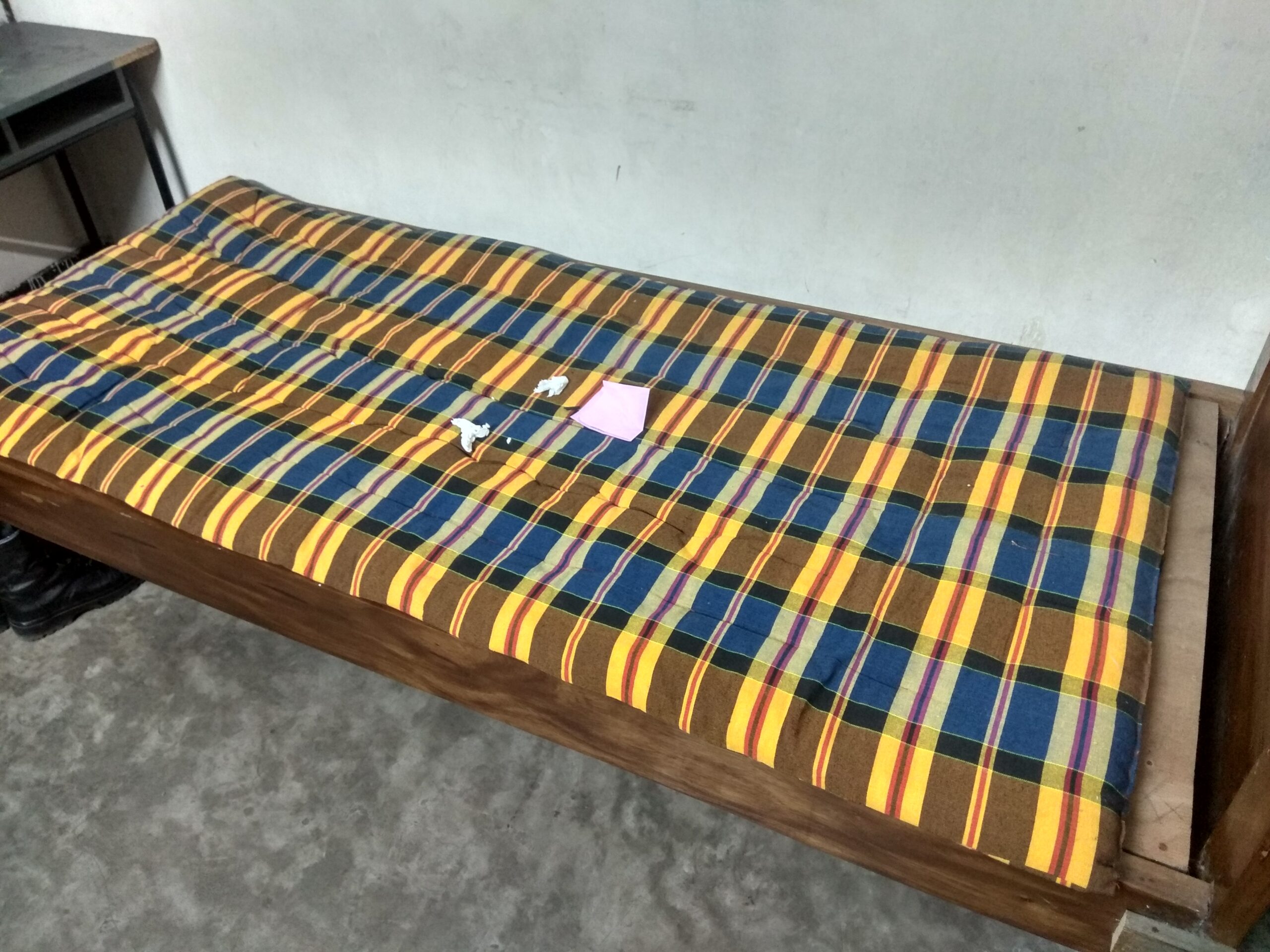 রিগেল সিঙ্গেল খাট