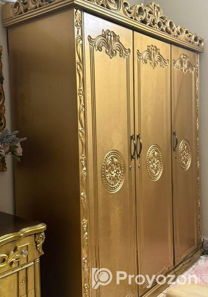 Almarih/Closet for sale