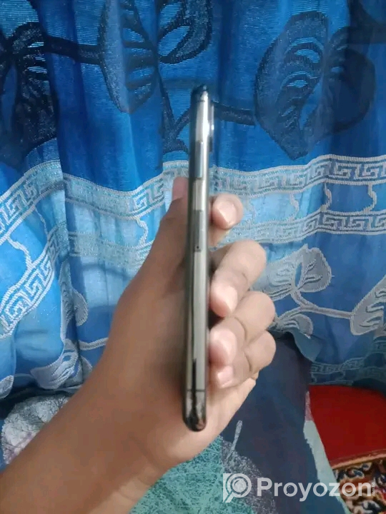 iphone x 4/64GB (USed)