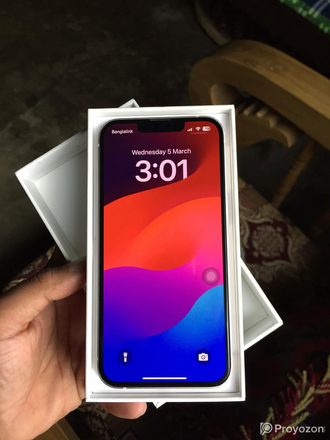 New iPhone 13 sell post