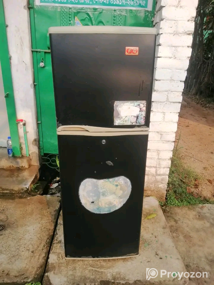 FG ব্রান্ডের ১৫৫ লিটারের রানিং ফ্রিজ বিক্রি করা হবে