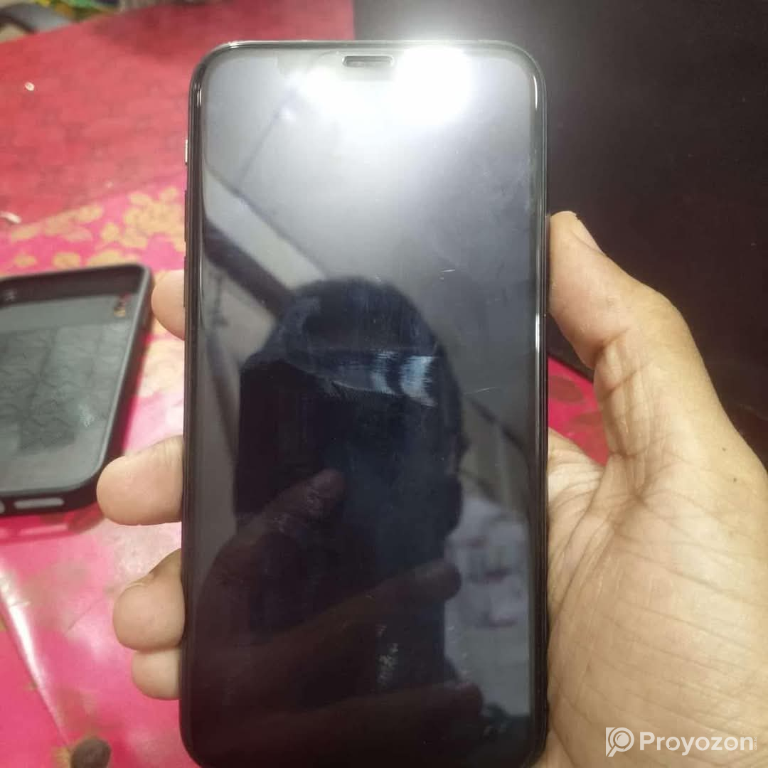 iPhone Xs phone ti sell dibo