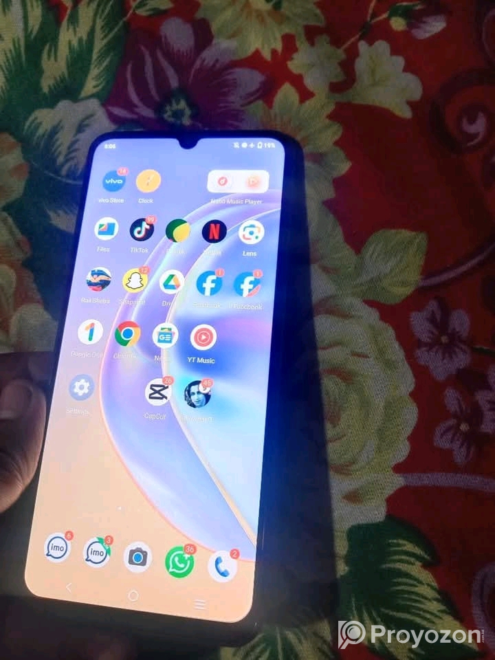 Vivo V21e for sell