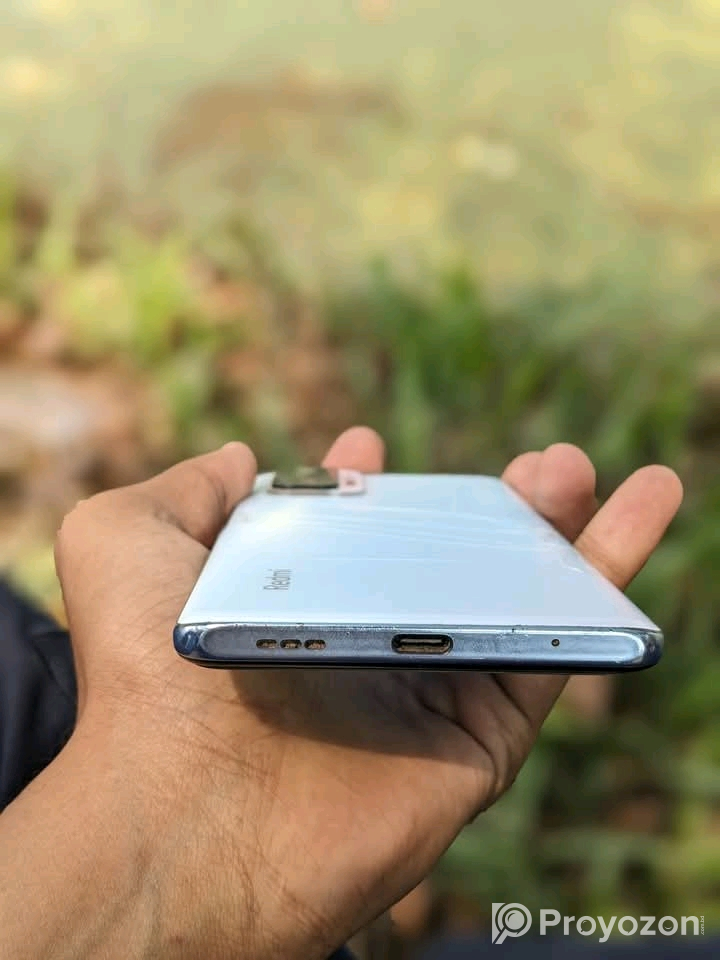 মোবাইলটি বিক্রি করা হবে।