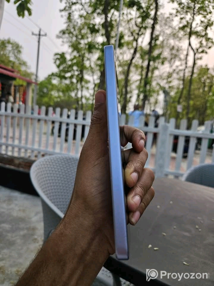 মোবাইলটি বিক্রি করা হবে।