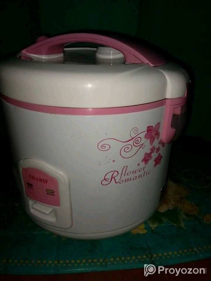 একটি রাইস কুকার বিক্রি করা হবে।