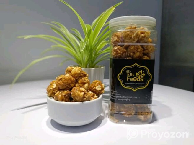 বিভিন্ন ধরনের হাতের নাড়ু অর্ডার নেওয়া হয়।