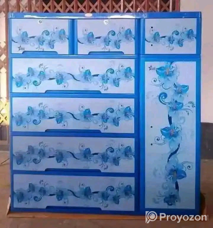 প্লাস্টিকের ওয়াবড্রব বিক্রি করা হবে।