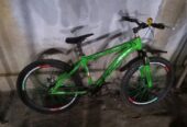 সাইকেলটি বিক্রি করা হবে।