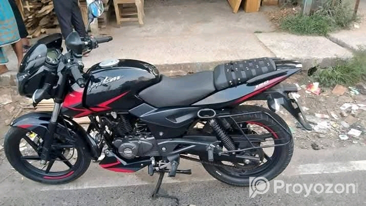 মোটরসাইকেলটি বিক্রি করা হবে।