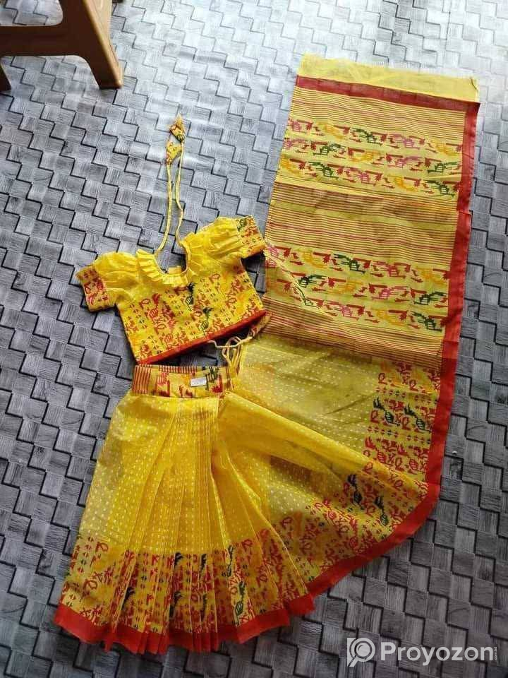 শুভ নববর্ষ ১৪৩২ রেডি শাড়ি  বিক্রি হবে