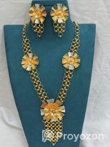 Fashion brand long pendent set for sell