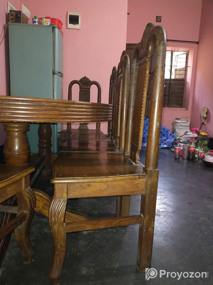 খাট, শোভা সেট, ডাইনিং টেবিল,সহ আসবাবপত্র বিক্রয় করা হবে