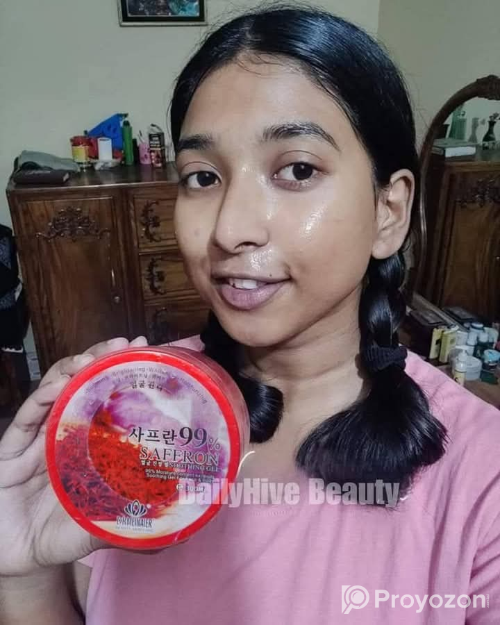 Safrron soothing gel, Milk 99% white soothing gel