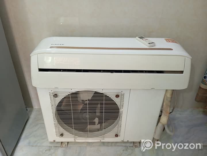 একটি ১.৫ টন এসি বিক্রি করা হবে