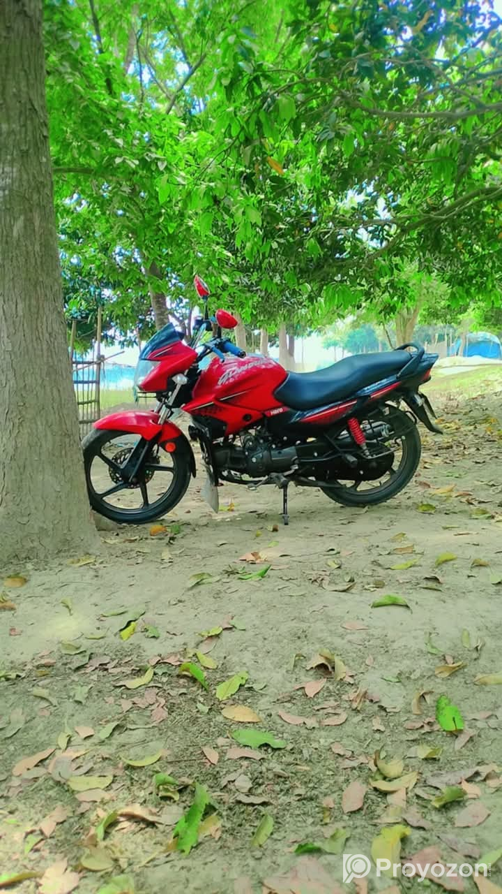 গাড়িটি বিক্রয় করা হবে ১২৫ সিসি এবং গাড়িটি জরুরী ভাবে বিক