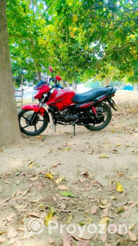 গাড়িটি বিক্রয় করা হবে ১২৫ সিসি এবং গাড়িটি জরুরী ভাবে বিক