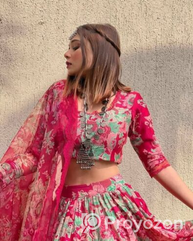 ইন্ডিয়ান ড্রেস সেল করা হয়