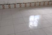 মেয়েদের জন্য একটি বেডরুম সাথে এটাস্ট বাথরুম