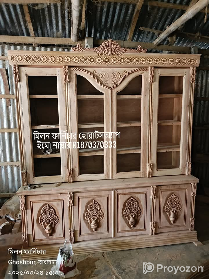 আসবাবপত্র সেল করা হয়