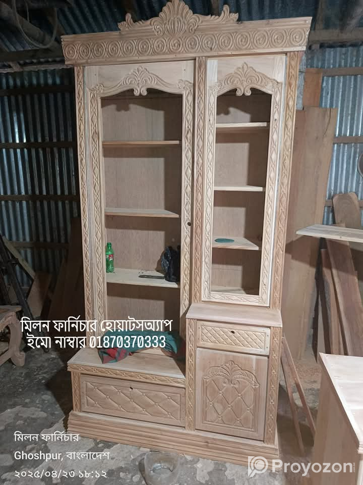 আসবাবপত্র সেল করা হয়