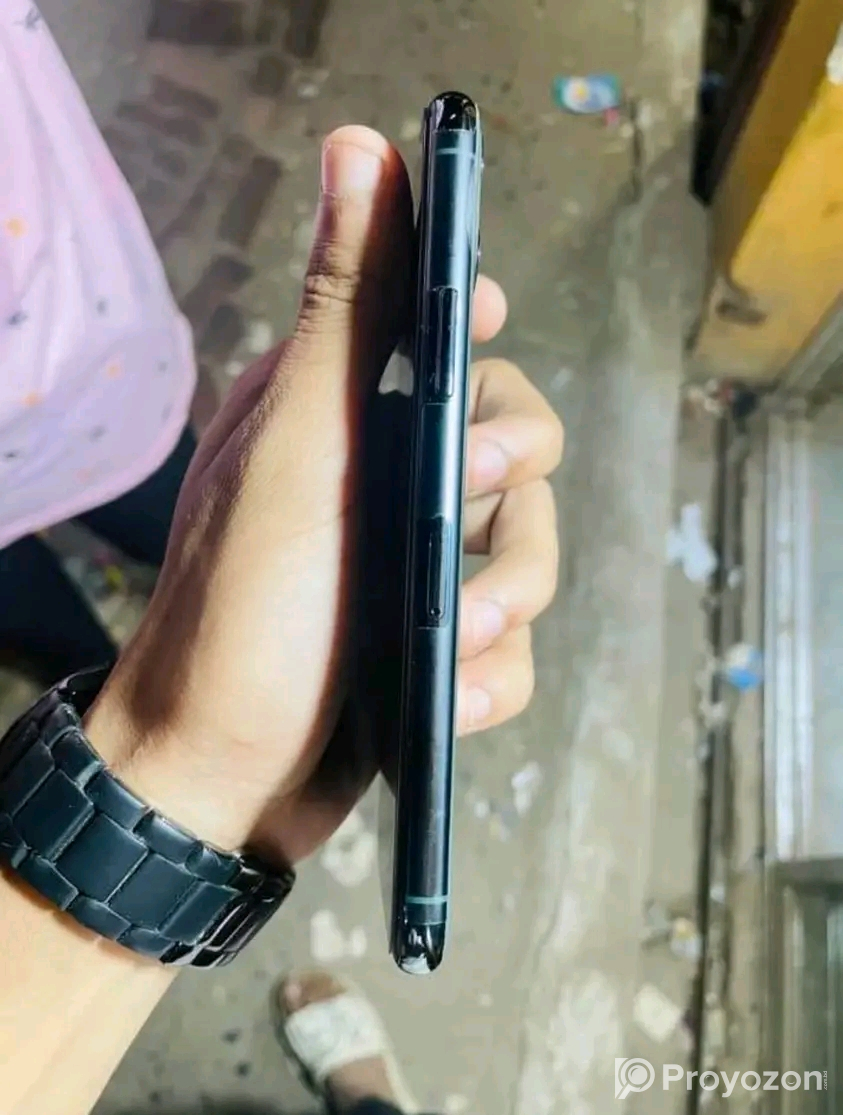 Phone 11 Pro sell kora hoby