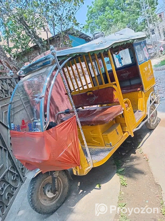 প্লেট নাম্বারসহ টমটম বিক্রি করা হবে,