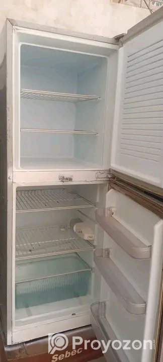 Sebec Frost frieze 250L.For sell