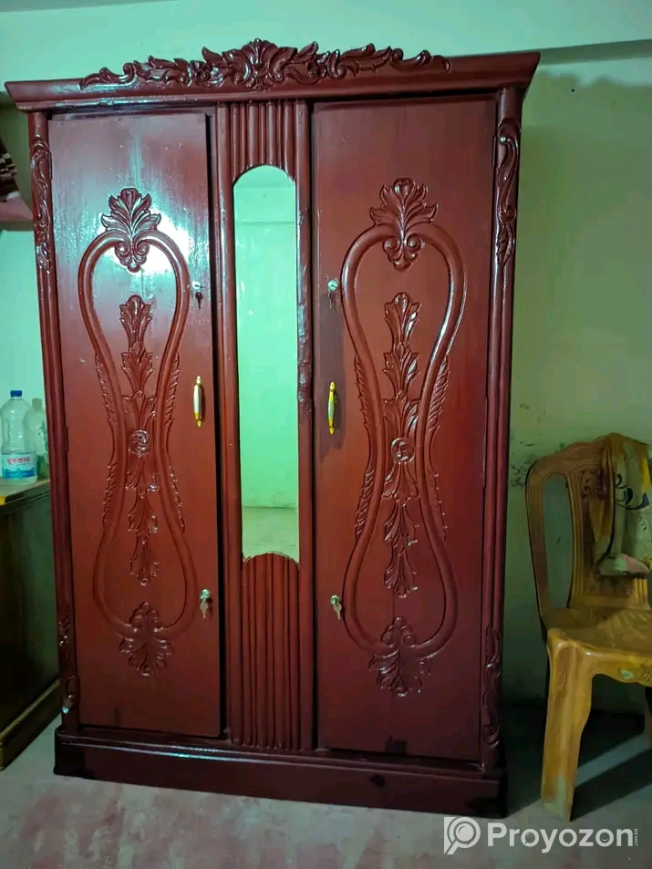Wardrobes. For sell
