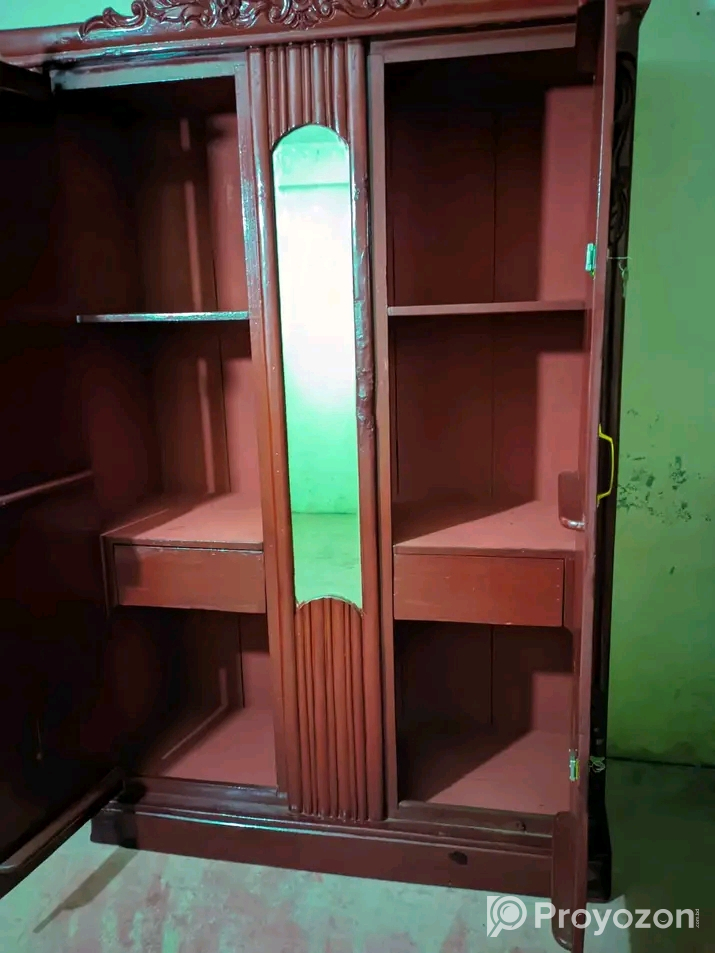 Wardrobes. For sell