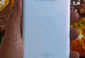 Samsung Galaxy s10e