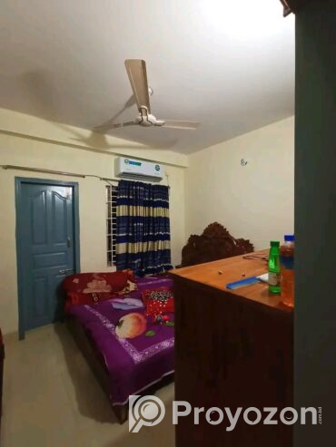 আলো বাতাসপূর্ন দক্ষিনমুখী (সম্পুর্ন নতুন) ২ টি ফ্ল্যাট ভাড়া