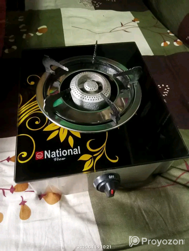 রুটি মেকার ভ্যালেন্ডার ও গ্যাসের চুলাটি কম দামে বিক্রি হবে