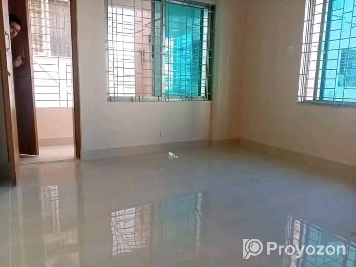 আন্ডার কনস্ট্রাকশন কিছু ফ্লাট বিক্রয় চলছে