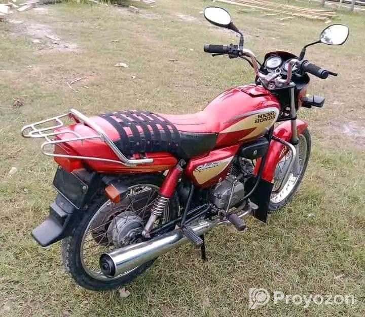 মাইলেজ ৫৫+ বাইক জরুরি বিক্রি করা হবে