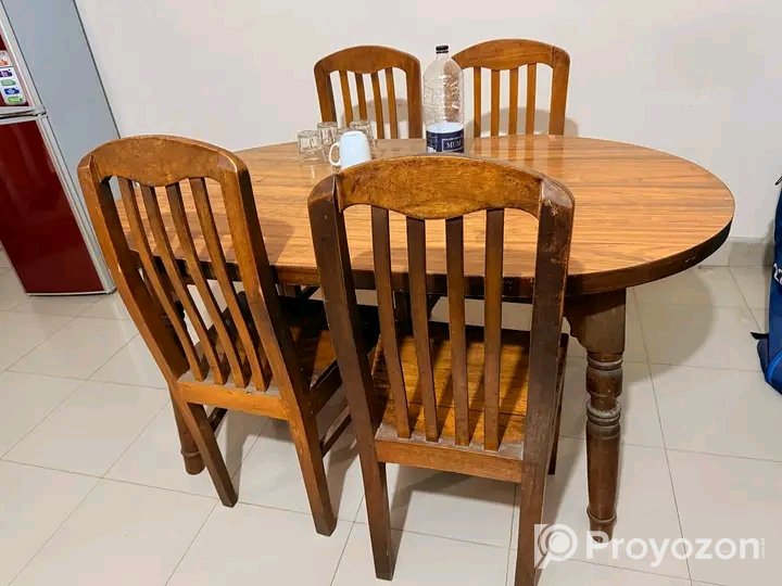 চেয়ারের টেবিল।বিক্রয় করা হবে