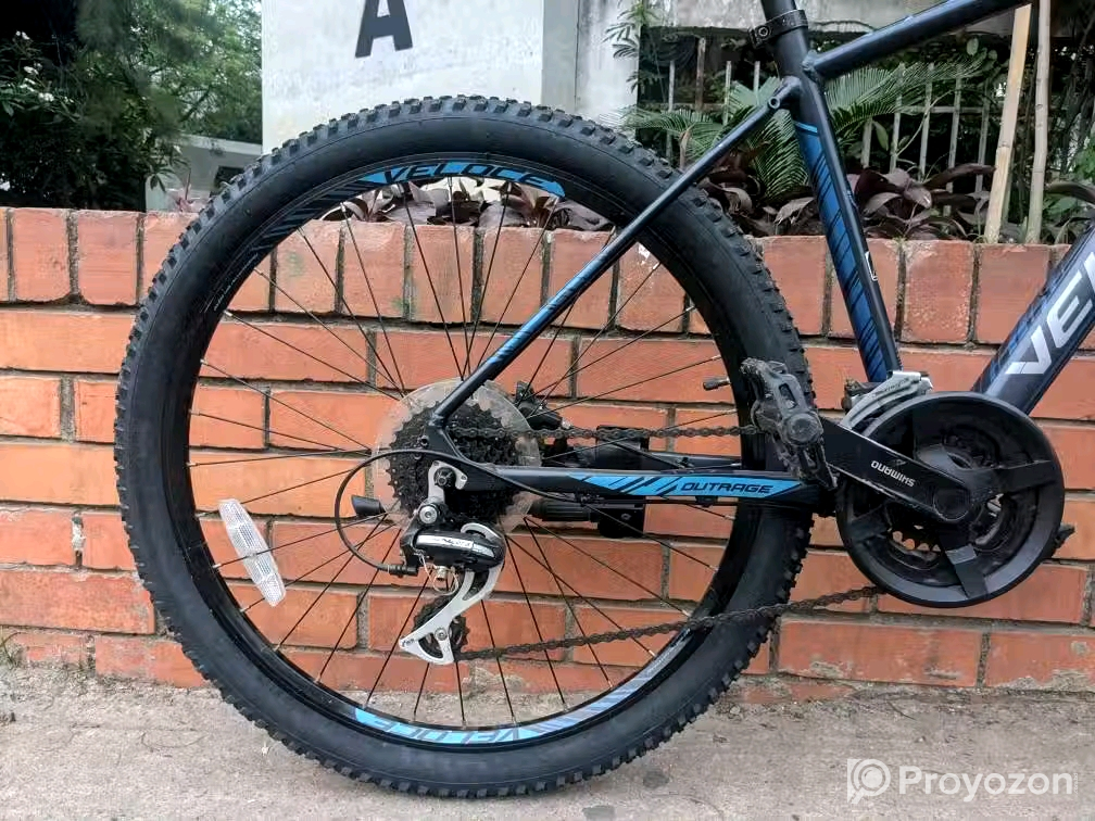 Veloce Outrage 604 for sell