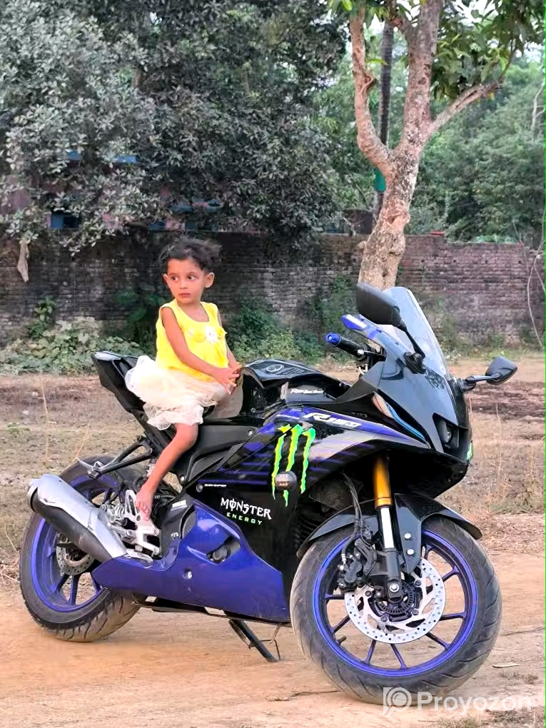 Yamaha R15 v4 for sell