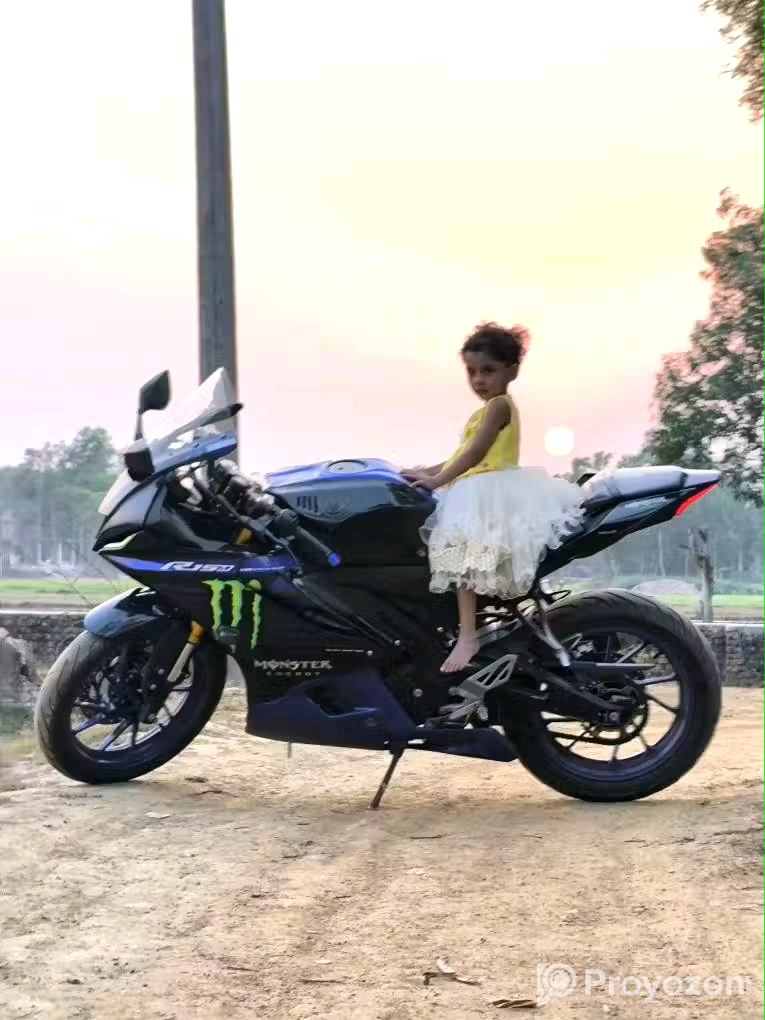 Yamaha R15 v4 for sell