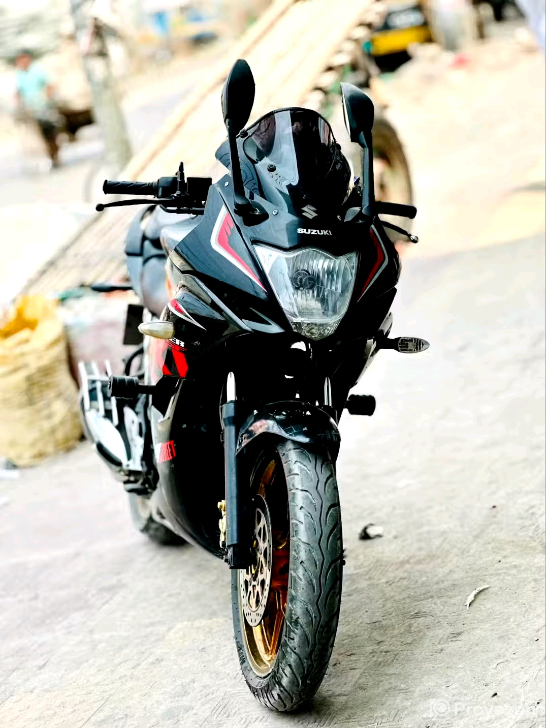 Suzuki gixxer sf for sell